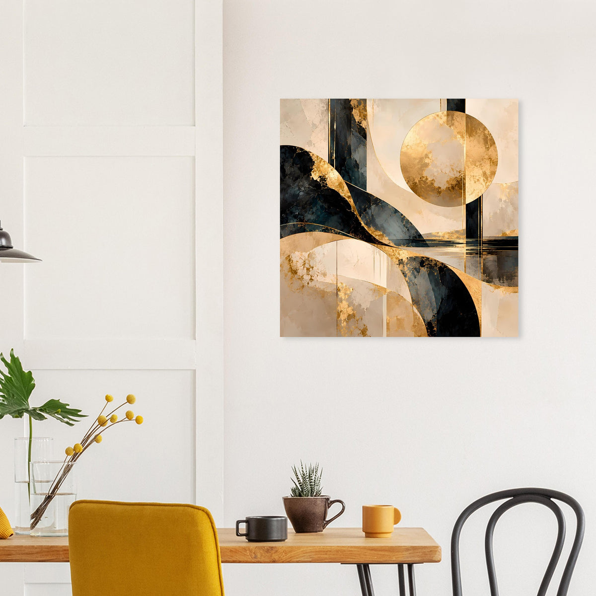 Abstraktes Kunstposter mit goldenem Kreis und schwarzem Band, quadratisch