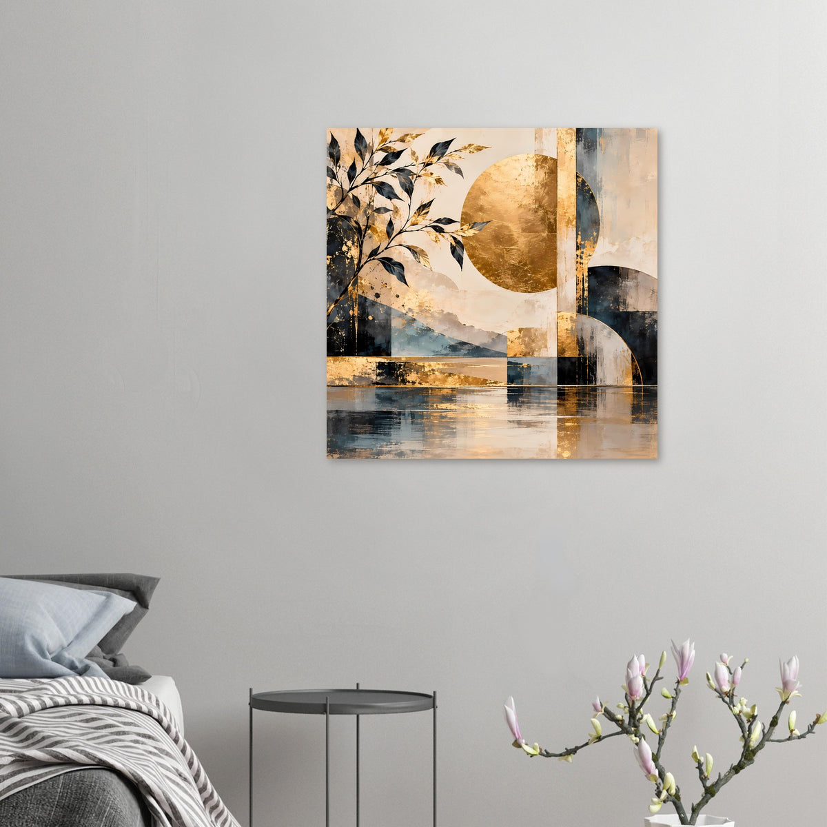 Abstraktes Kunstposter in Blau und Gold, klein an der Wand, mit goldenen Halbkreisen