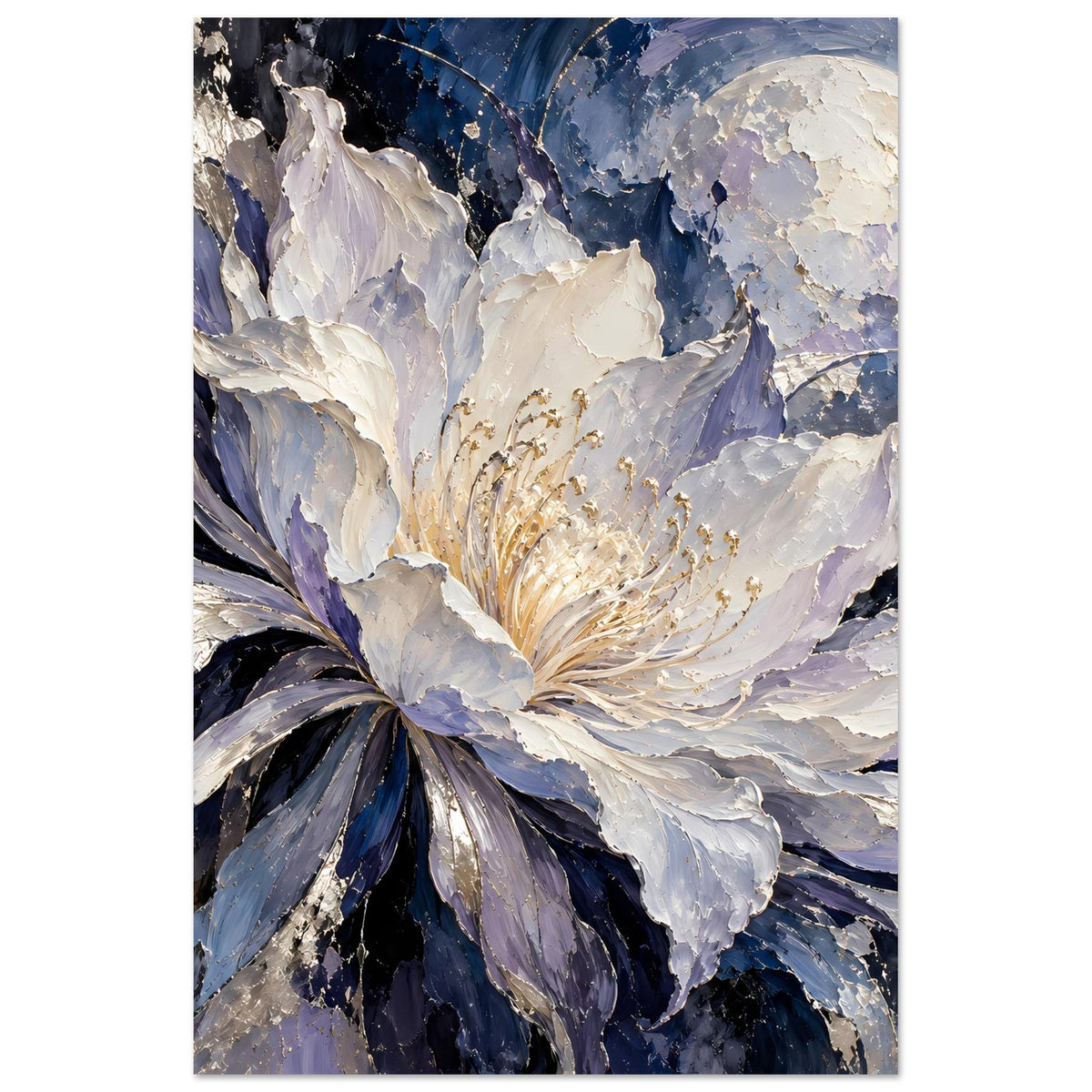 Hochformat-Poster: abstrakte Blüte mit weiß-lavendelfarbenen Blütenblättern und goldenen Details