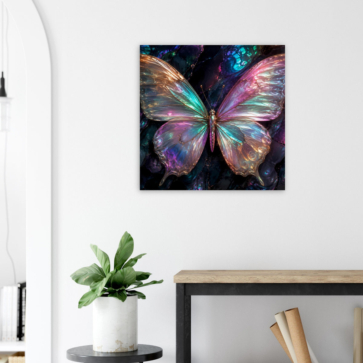 Schmetterling-Poster mit irisierenden Flügeln in Blau, Lila und Goldtönen.