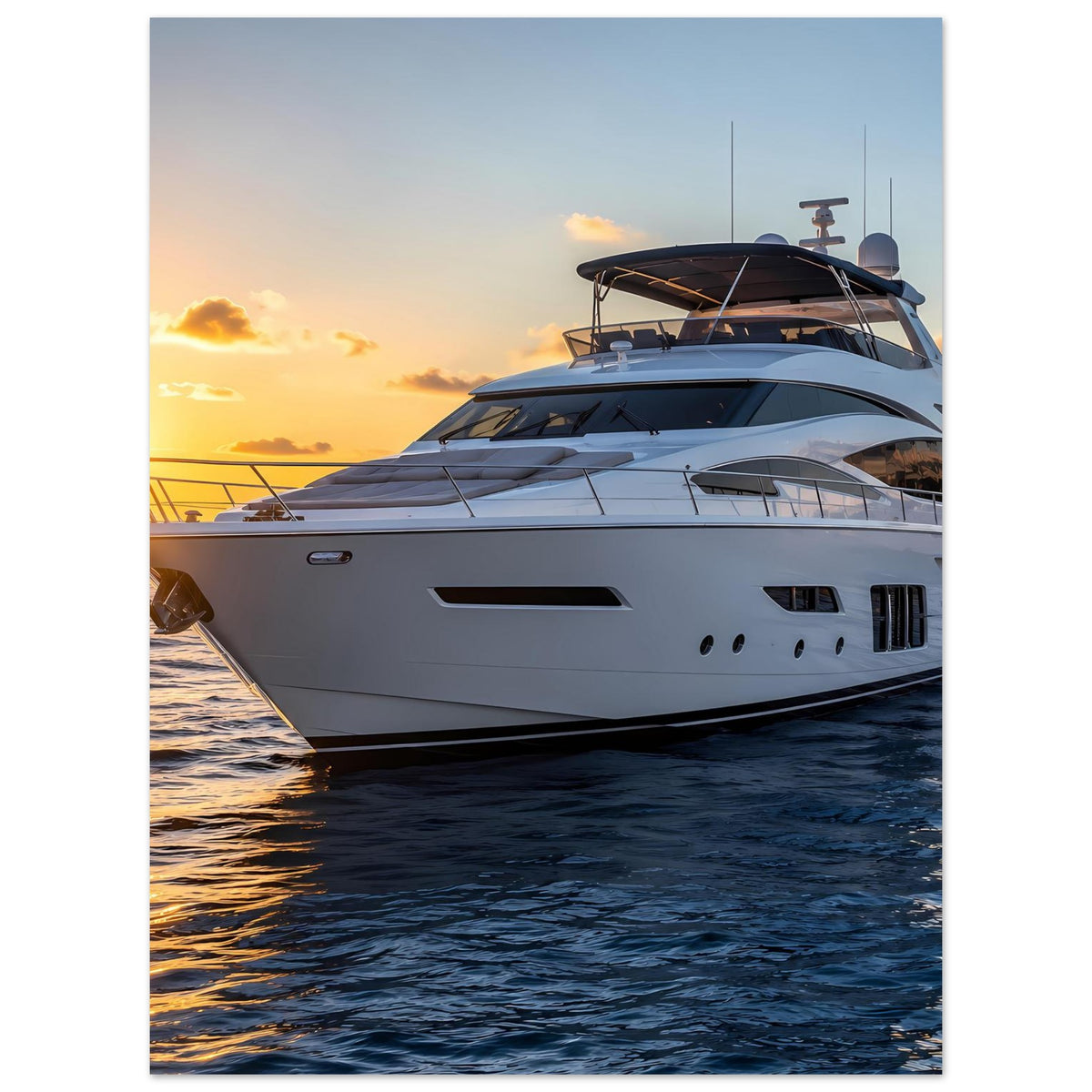 Poster einer weißen Yacht mit glänzendem Bug bei Sonnenuntergang, Blau- und Goldverlauf