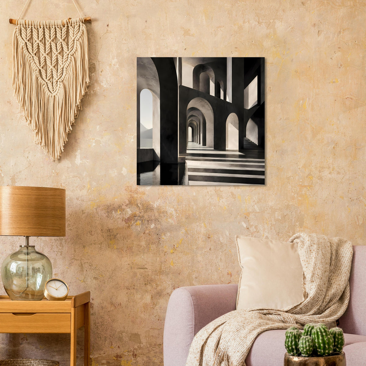 Architekturposter mit Korridorperspektive und Bögen in Schwarz‑Weiß