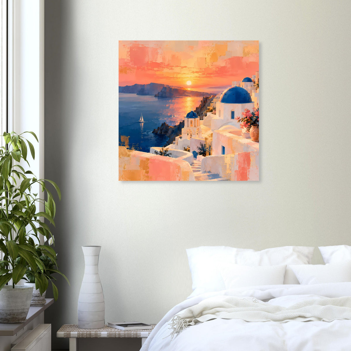 Quadratisches Poster mit Blick auf Küste, blauem Kirchturm und orangefarbenem Sonnenuntergang