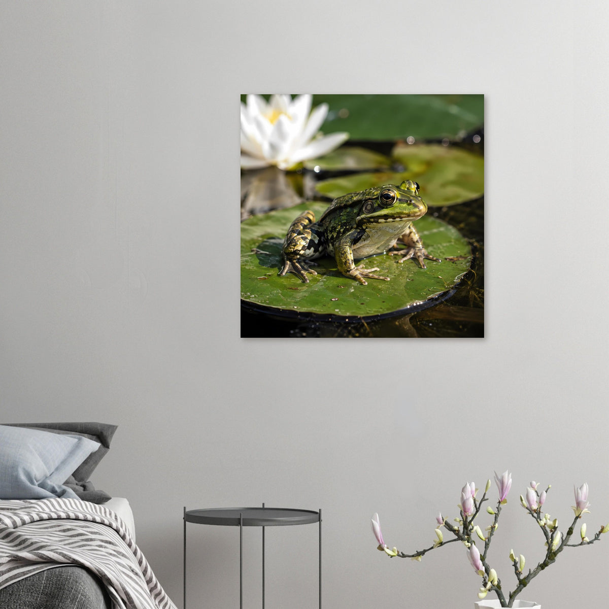 Kleines Poster mit Frosch auf Seerosenblatt