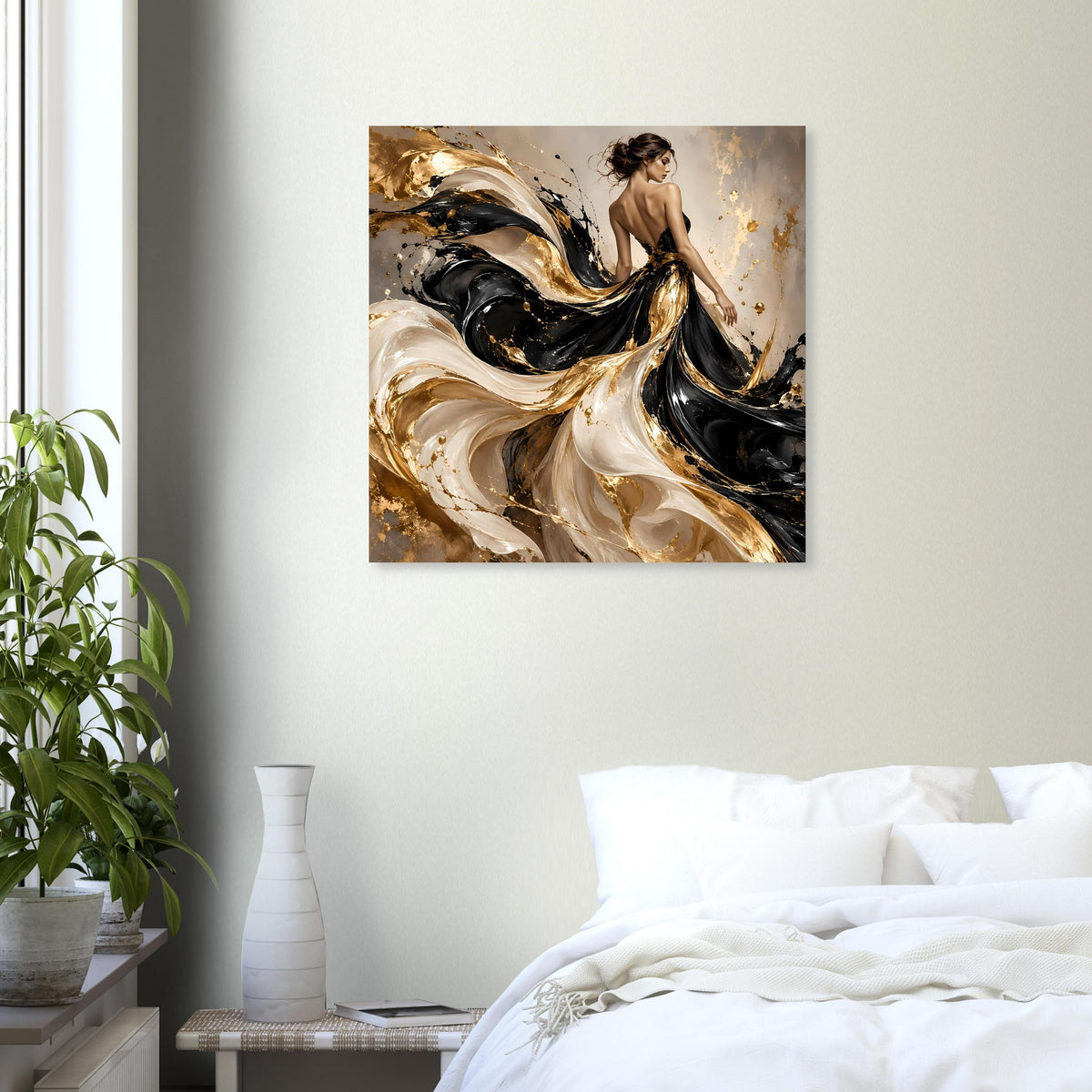 Kunstposter im Rahmen mit abstraktem Wirbelbild in Schwarz, Gold und Elfenbein