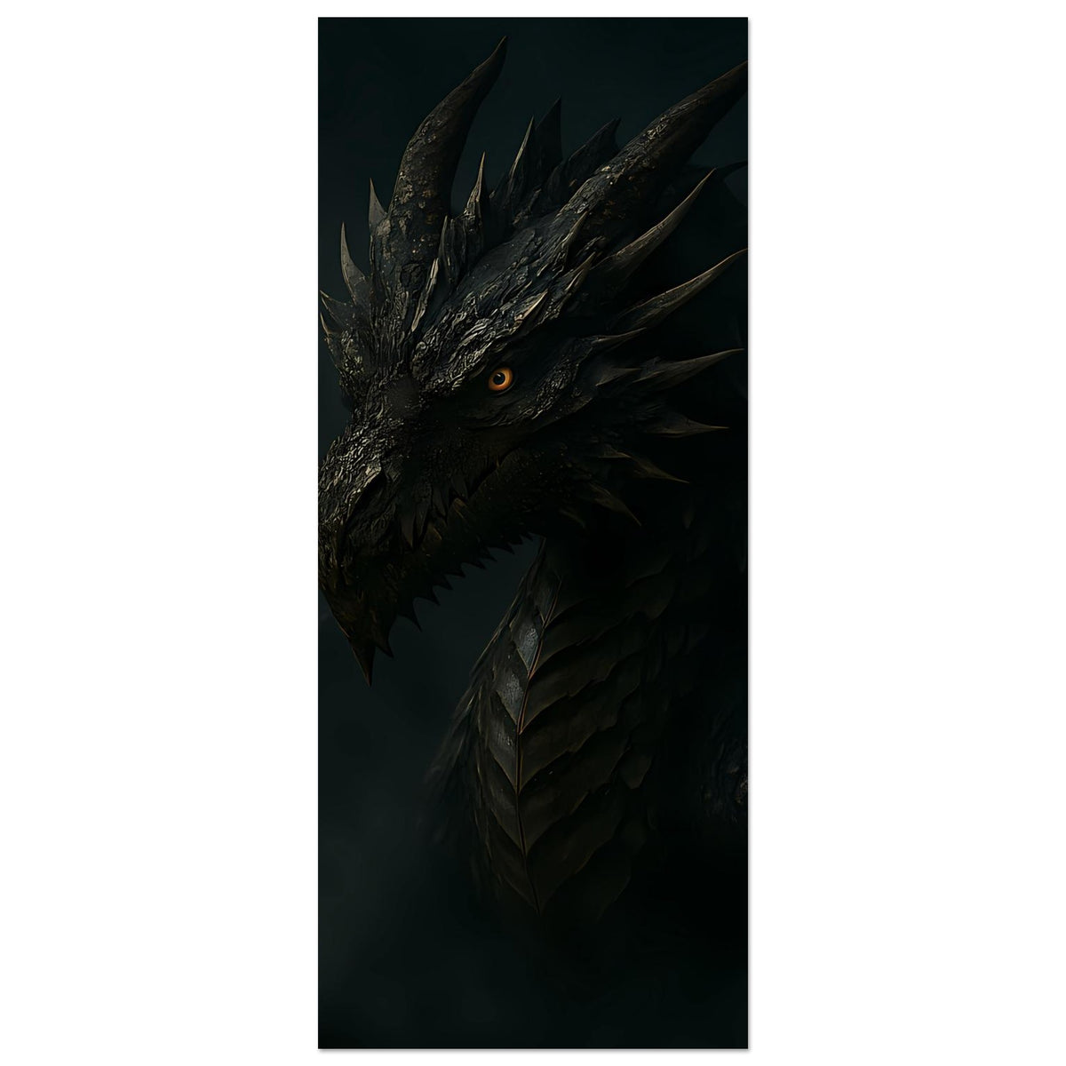 Vertikales Drachenkopf-Poster: schwarzer, schuppiger Drache mit orangefarbenem Auge, eng gerahmt