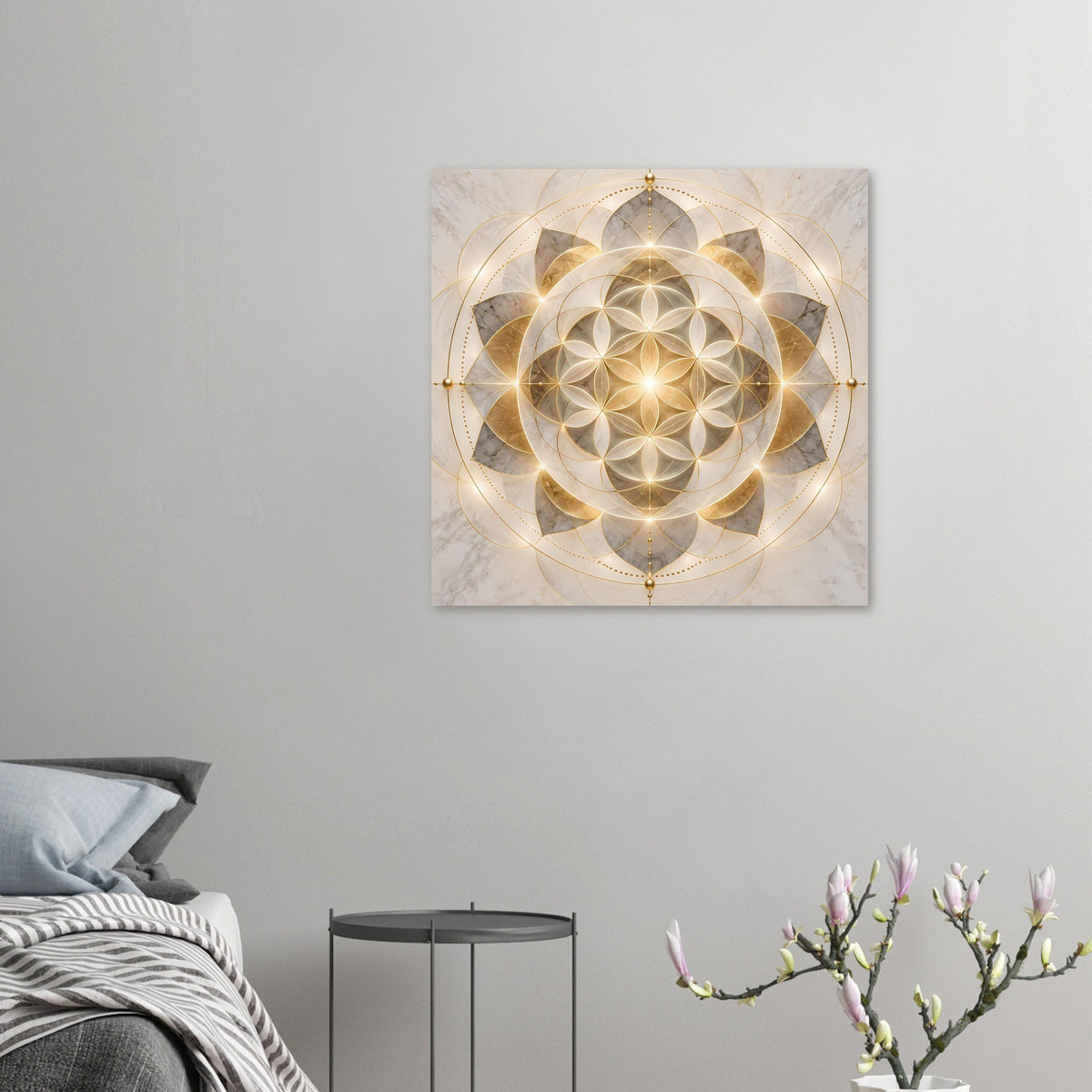 Mandala-Ornament-Poster: zentrierte goldene Blume mit konzentrischen Ringen