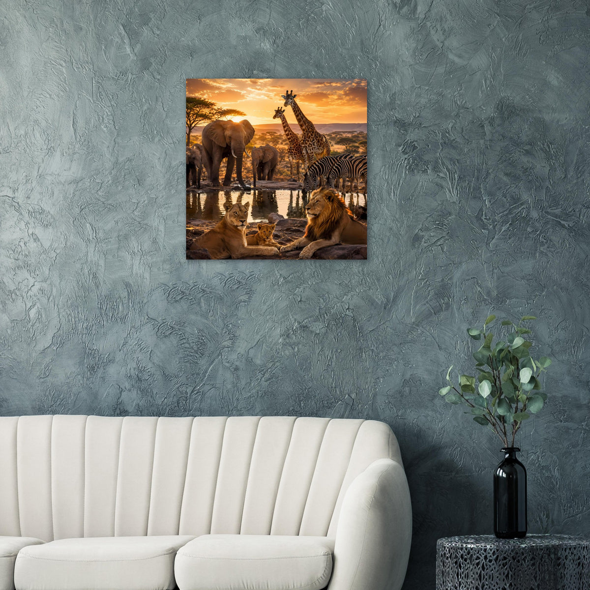 Quadratisches Poster mit afrikanischen Wildtieren im Sonnenuntergang: Elefanten, Giraffe, Zebra