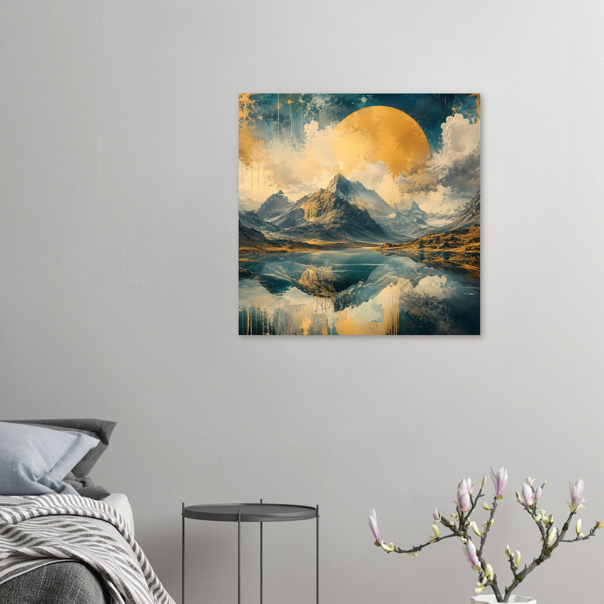 Kleines Wandposter mit Berglandschaft, goldener Sonne, blauem Himmel und Spiegelung im Tal