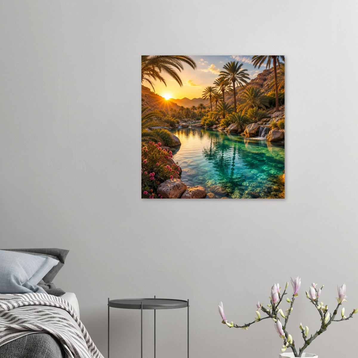 Kleines Poster mit tropischer Oase: Palmen, Wasserlauf und Sonnenuntergang