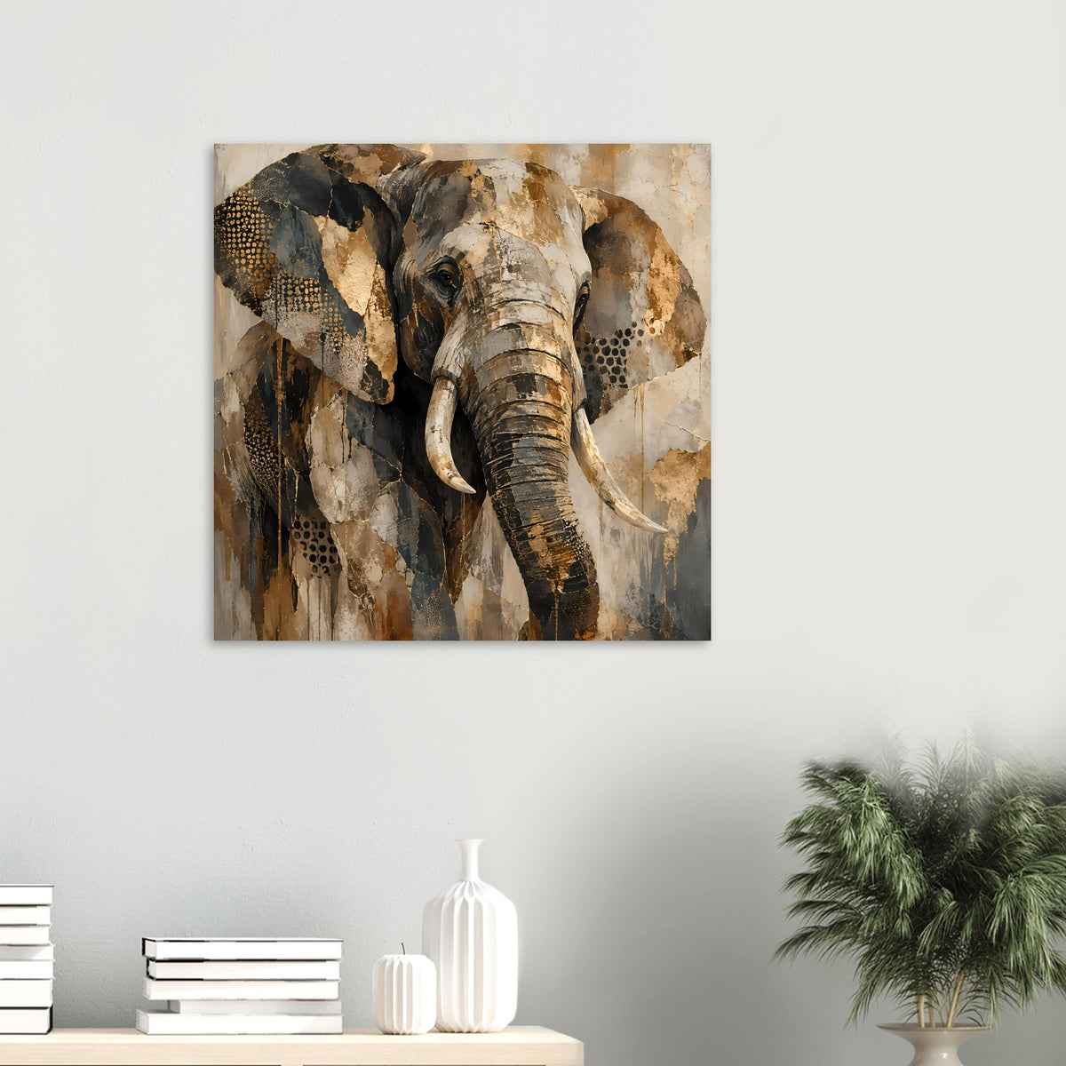 Elefantenkunst-Poster kleinformatig, Elefantengesicht mit Rüssel in warmen Erdtönen