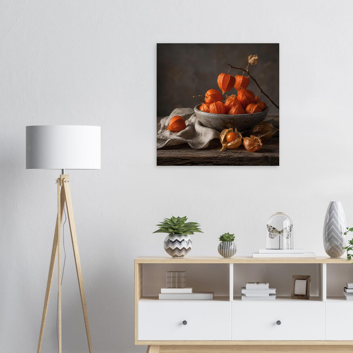 Quadratisches Herbstposter: Schale mit orangefarbener Kürbisernte, Eicheln und Tuch