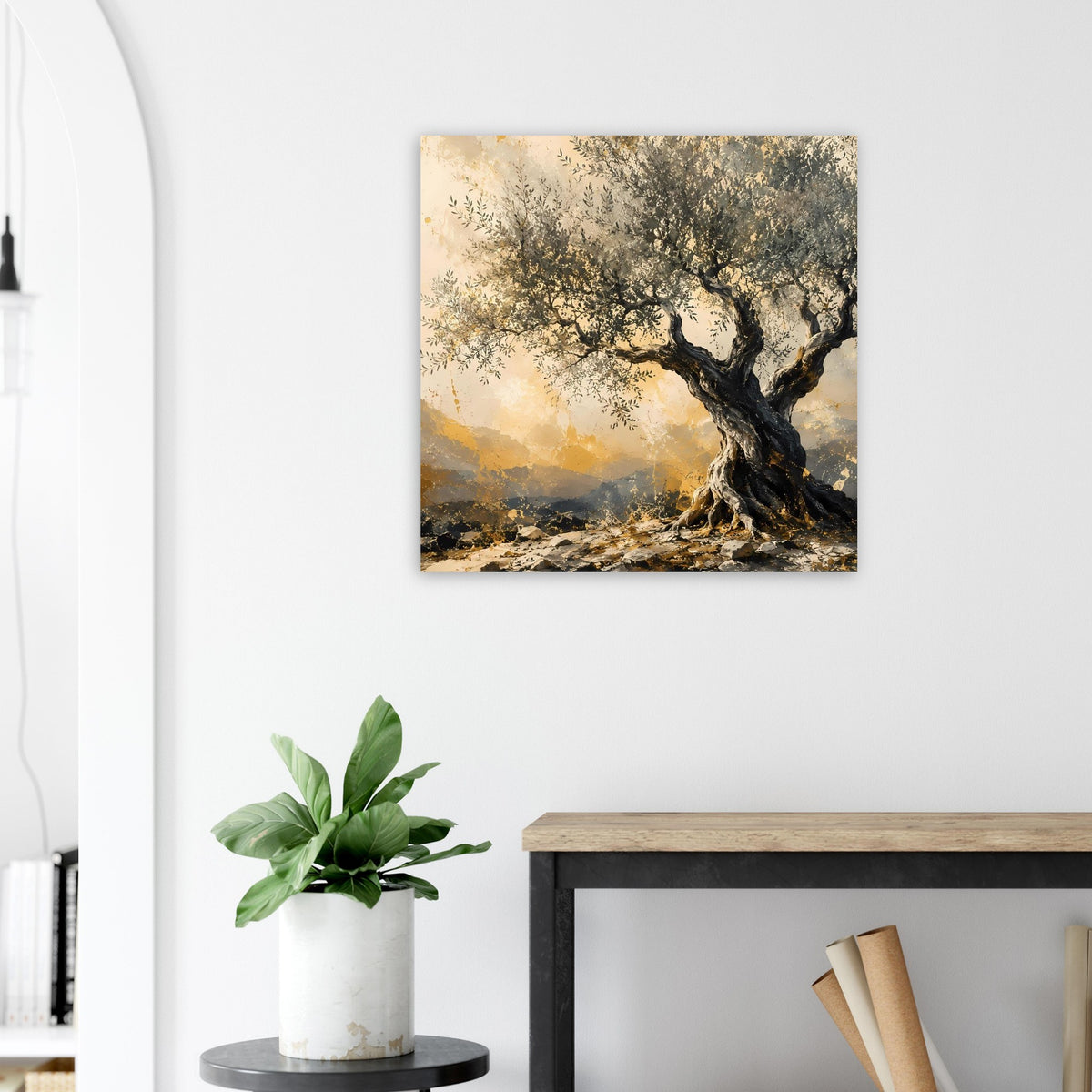 Poster mit altem Olivenbaum in goldener Landschaft, quadratische Bildfläche