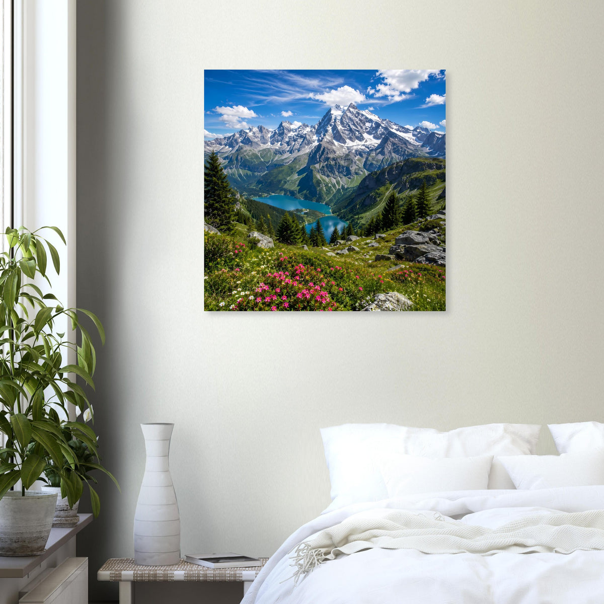 Quadratisches Alpenlandschafts-Poster mit schneebedeckten Gipfeln und blaugrünem Tal
