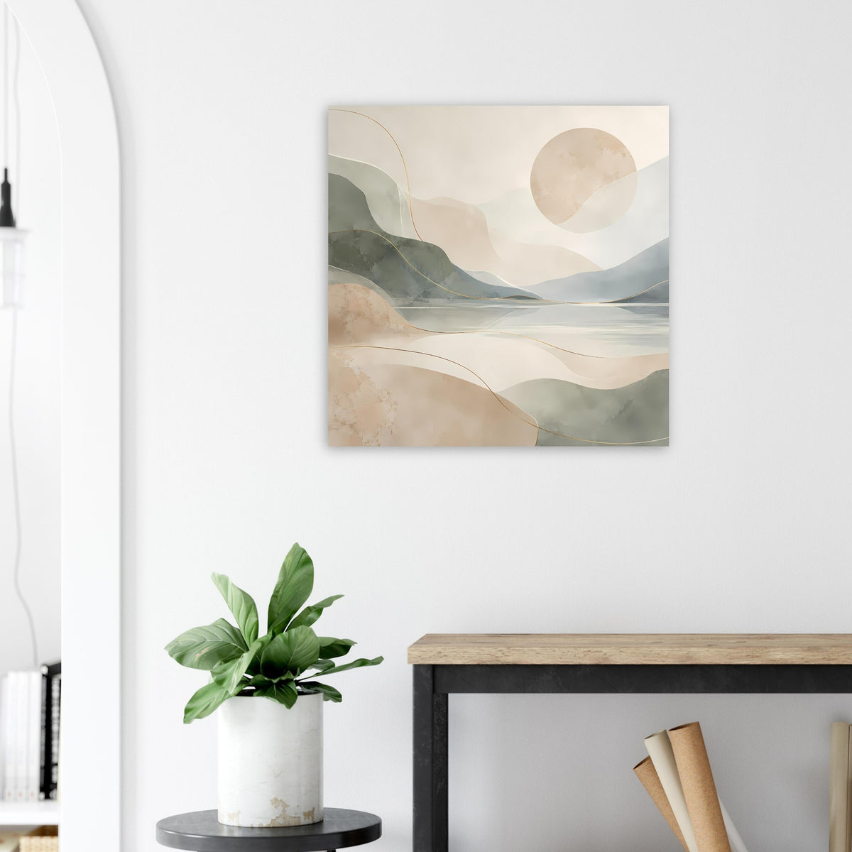 Abstraktes Poster für die Wand: Beige Landschaft mit Bergen, See und Goldlinien, quadratisch