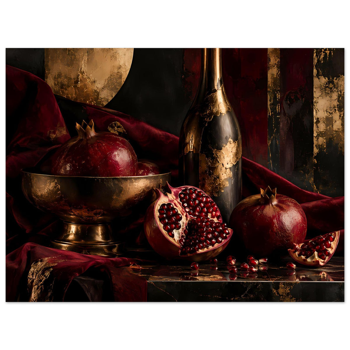 Vertikales Poster: Granatäpfel und goldene Schale mit Flasche, rote Drapierung und Kerne
