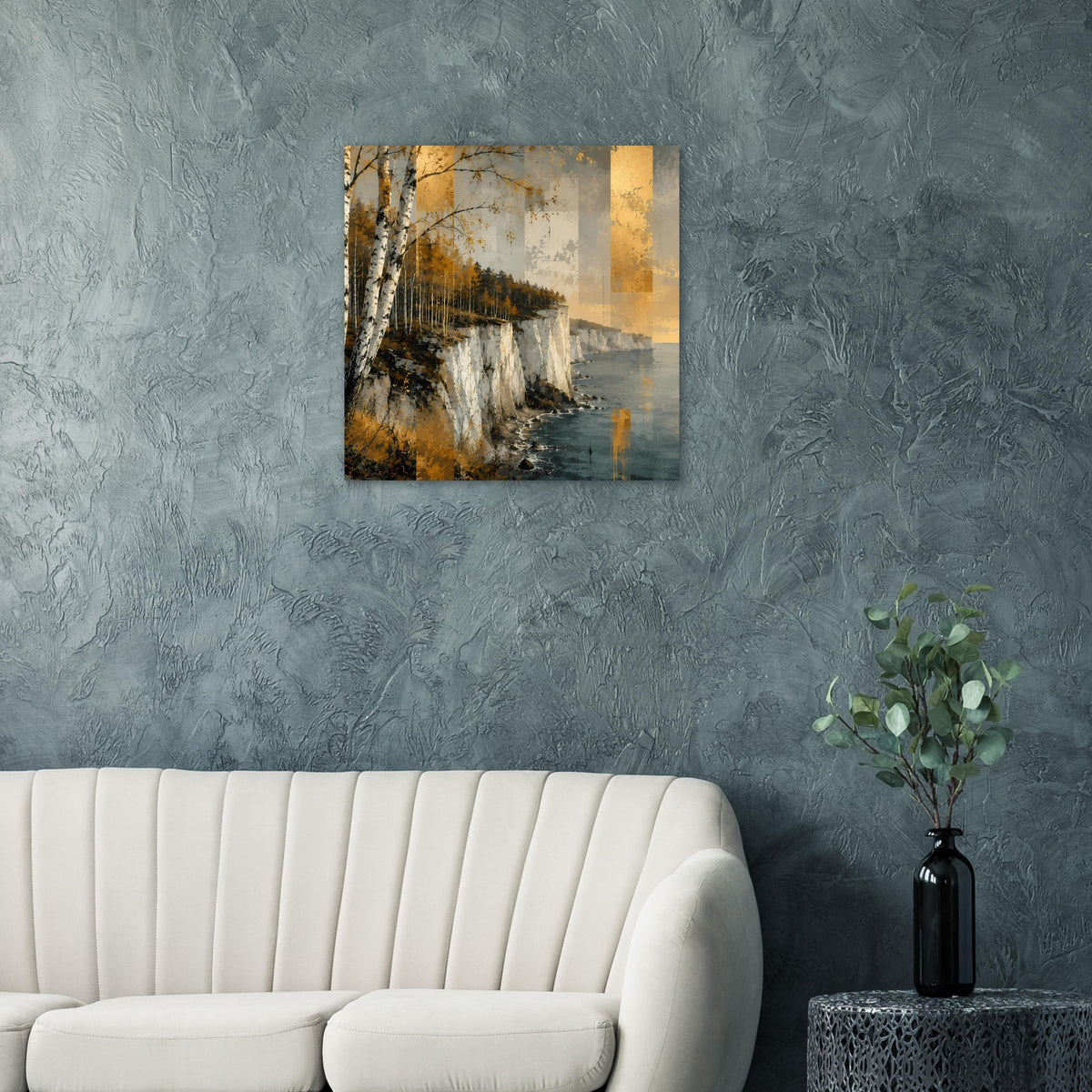 Poster mit Küste, Birken und Wasser bei Sonnenlicht, Herbstfarben in Grün und Gold