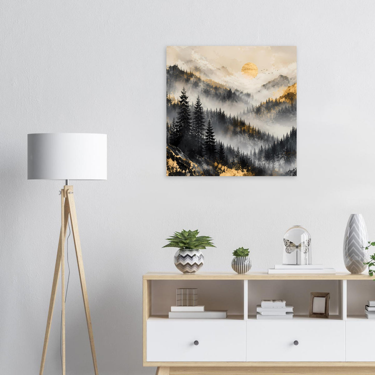 Poster mit Berglandschaft im Rahmen: Tannen, Nebel und goldene Sonne