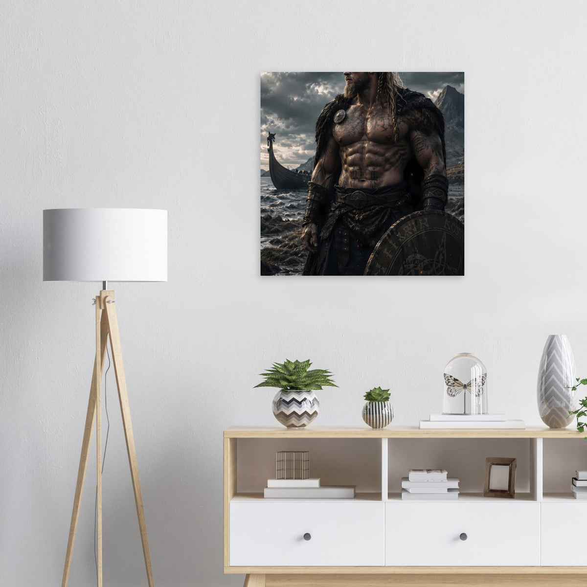 Fantasy-Poster mit Wikingerkrieger vor rauer See, Brustpanzer und Schild im Vordergrund