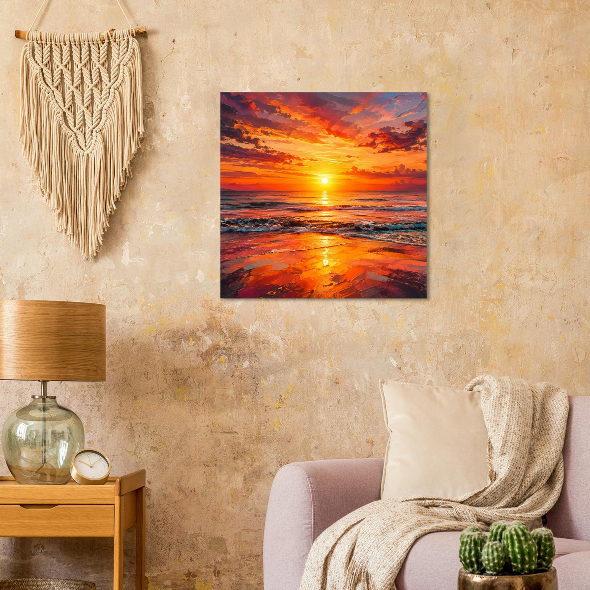 Quadratisches Poster mit Sonnenuntergang am Strand: orange-roter Himmel und nasses Wasser