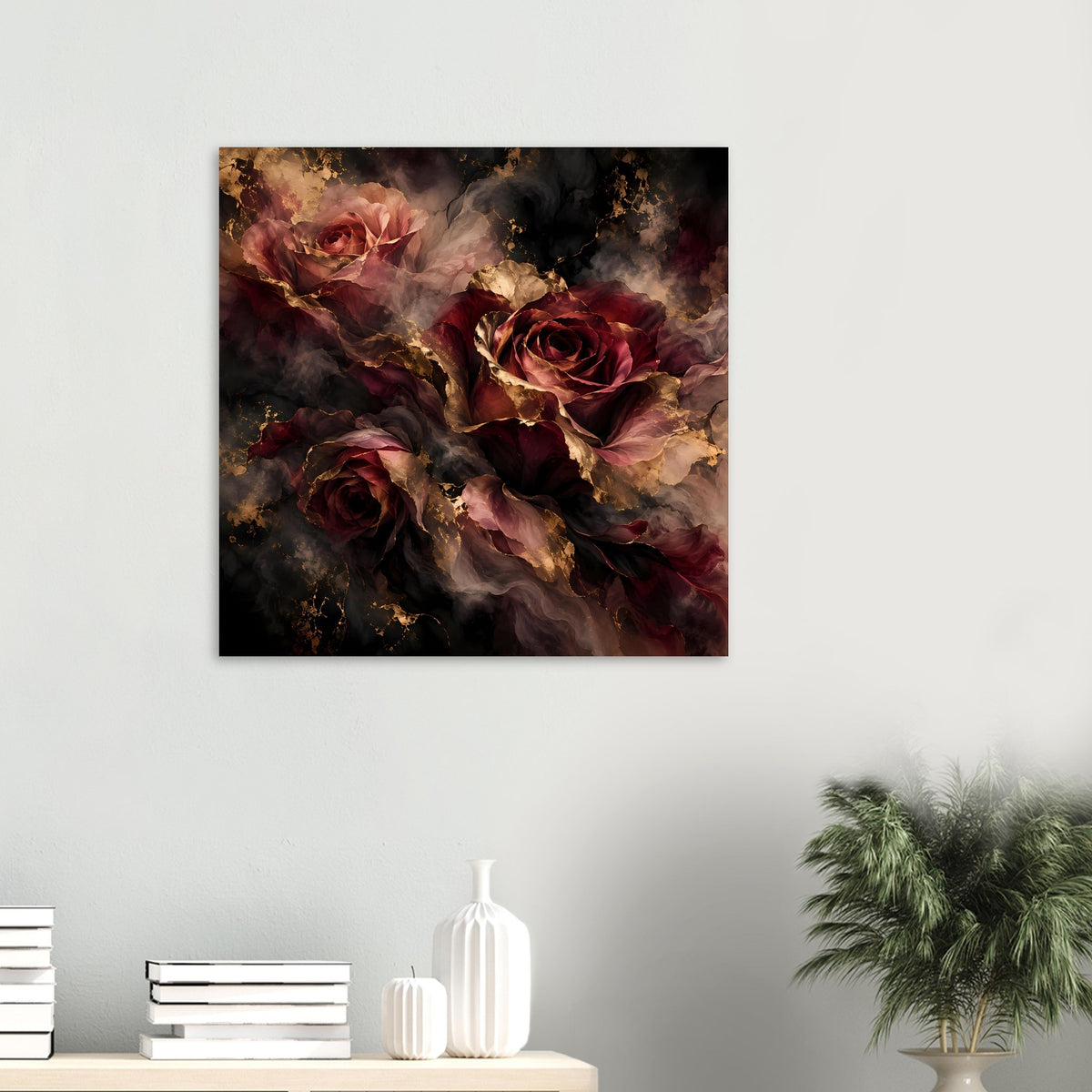 Quadratisches Wandposter mit dunklen Rosen und goldenen Akzenten, schwarz gerahmt.