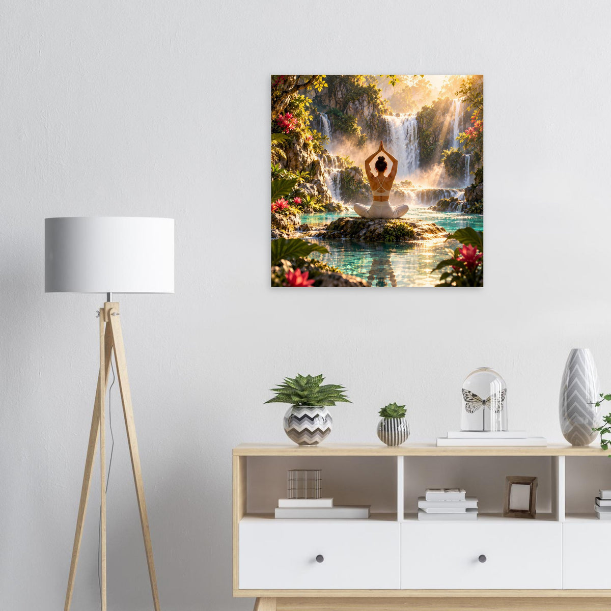 Wandposter mit Yoga-Meditation am Wasserfall, umgeben von Blumen und Pflanzen