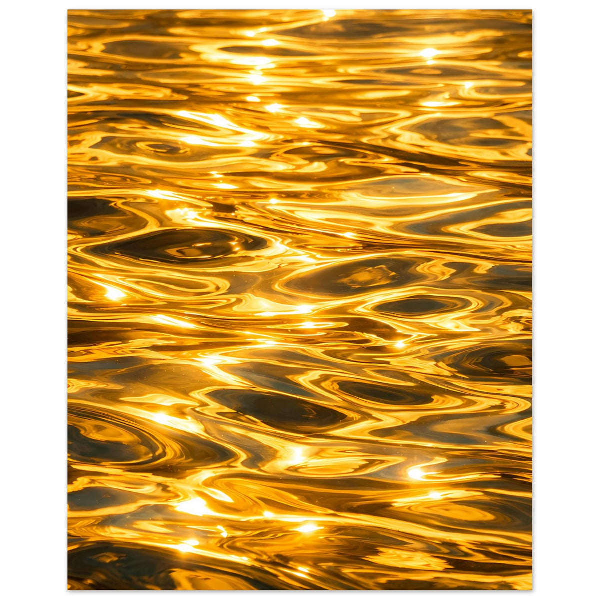 Abstraktes Poster mit goldenen Wellenverläufen und dunklen Flecken, vertikales Format