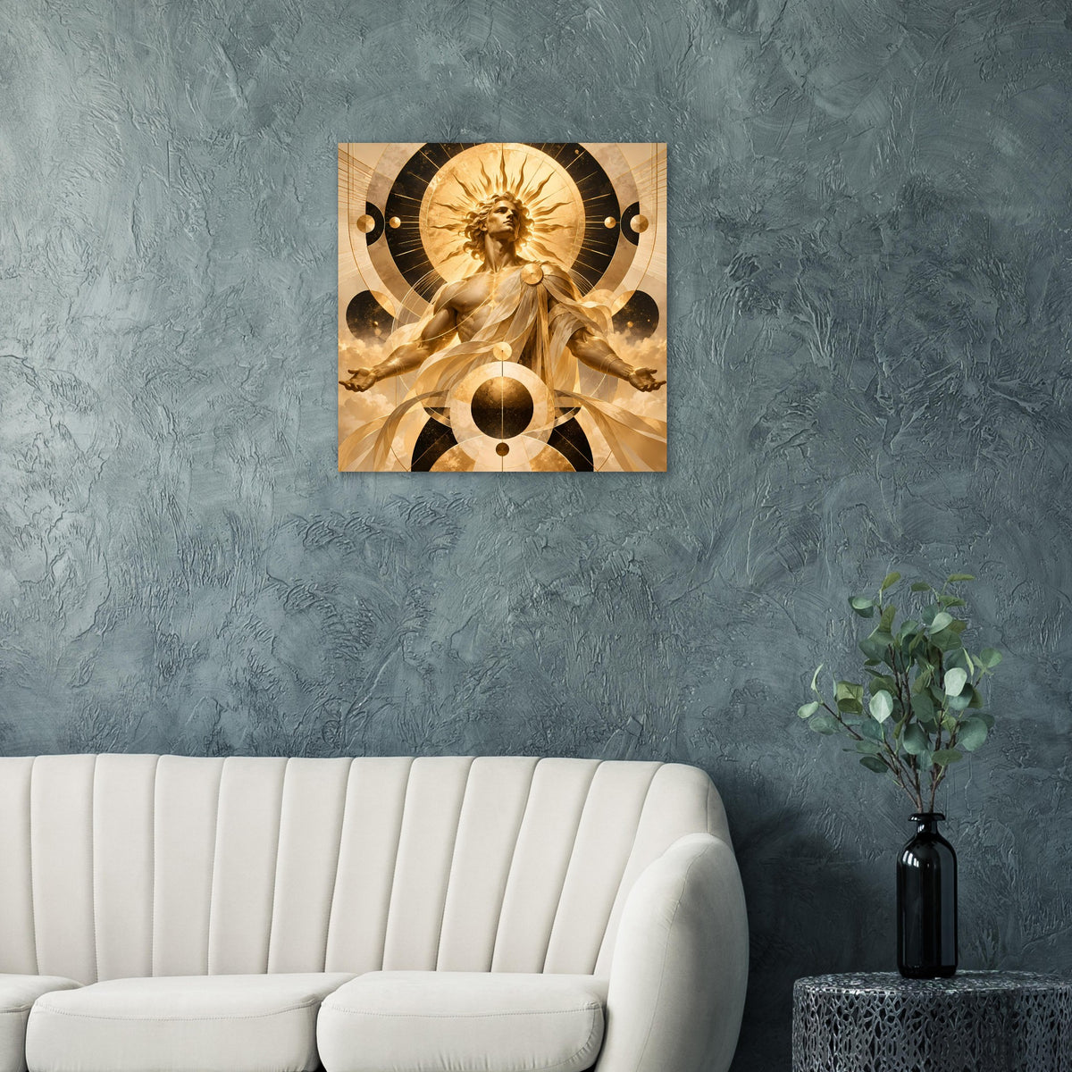 Quadratisches Kunstposter: goldene Engel-Gestalt mit schwarzen Ringen und kreisförmigen Verzierungen
