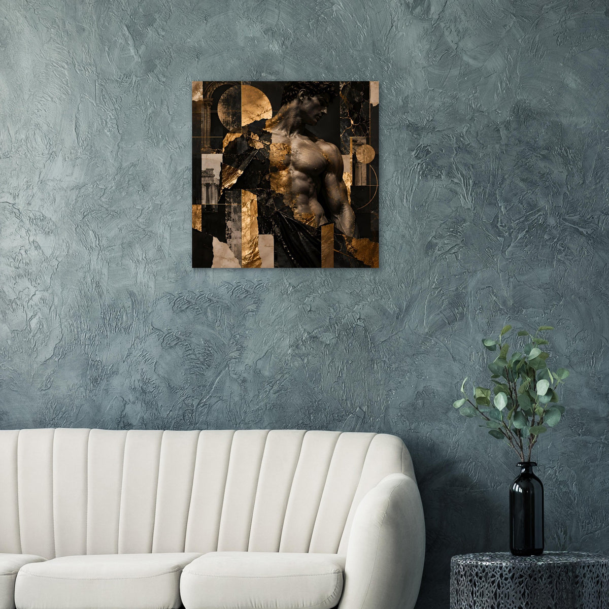 Kunstposter mit männlicher Skulptur und Goldakzenten auf schwarzem Grund