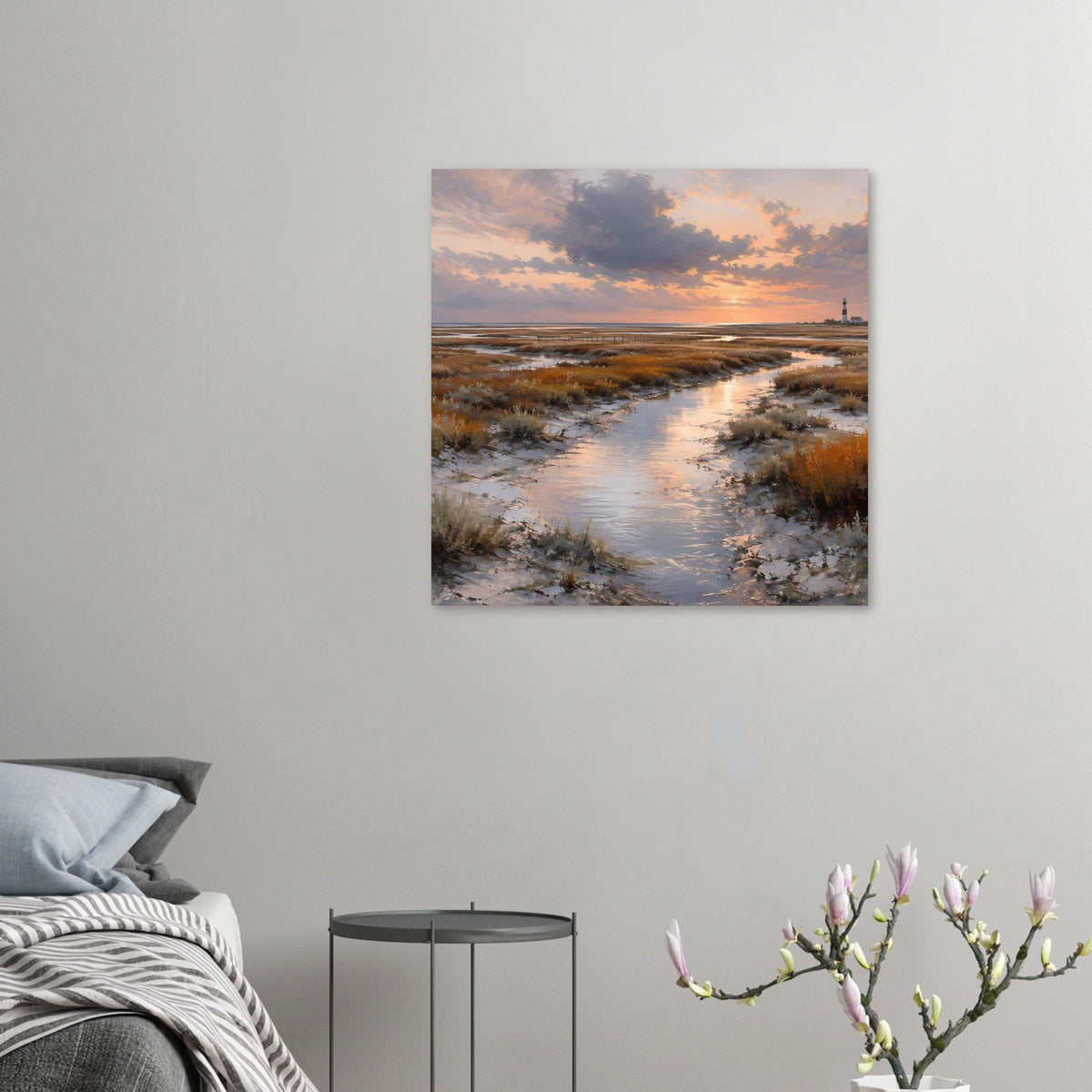 Kleines Querformat-Poster mit Dünen und Wasserlauf bei Sonnenuntergang, Leuchtturm am Horizont