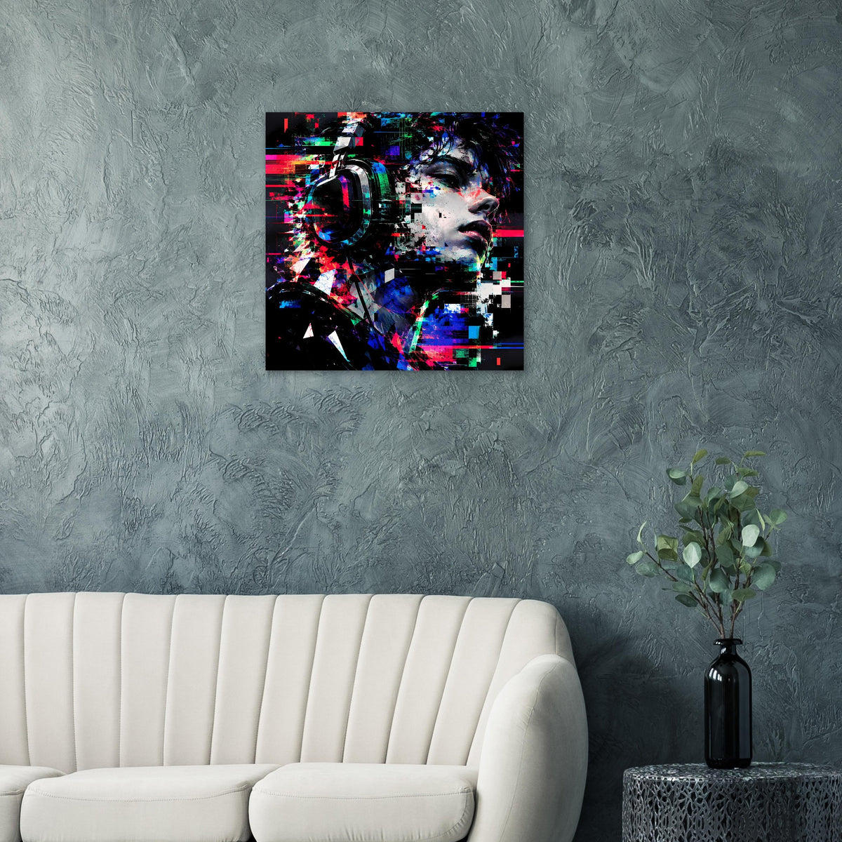 Quadratisches Kunstposter mit futuristischem Porträt und Kopfhörer-Glitch