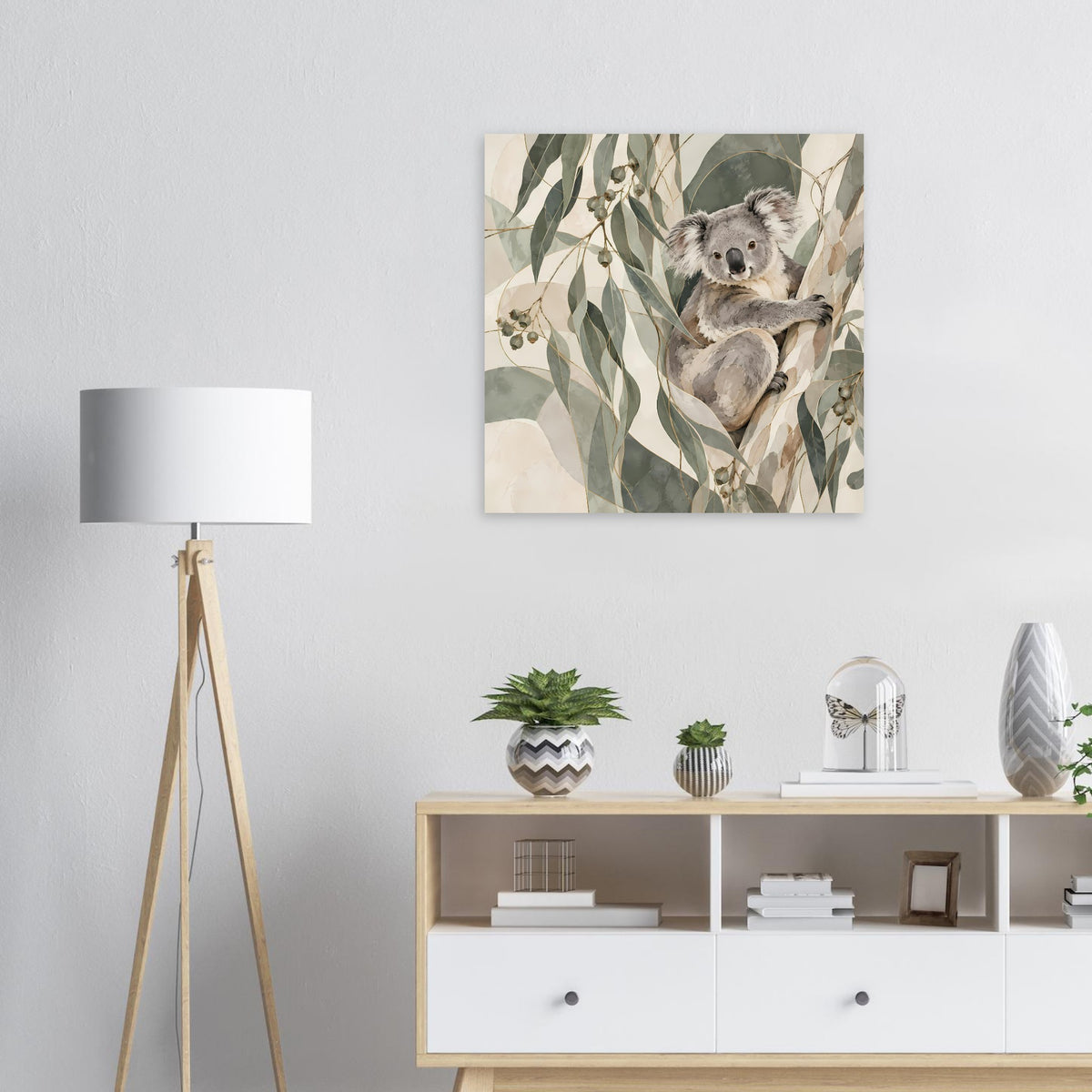 Quadratisches Koala-Poster mit grünen und beigen Blättern, erdige Farbtöne