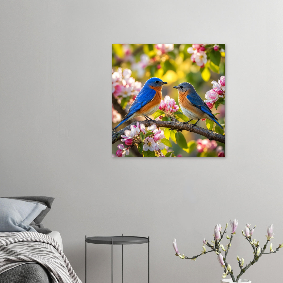 Poster (Quadrat): zwei blaue Singvögel auf Ast mit rosa Blüten