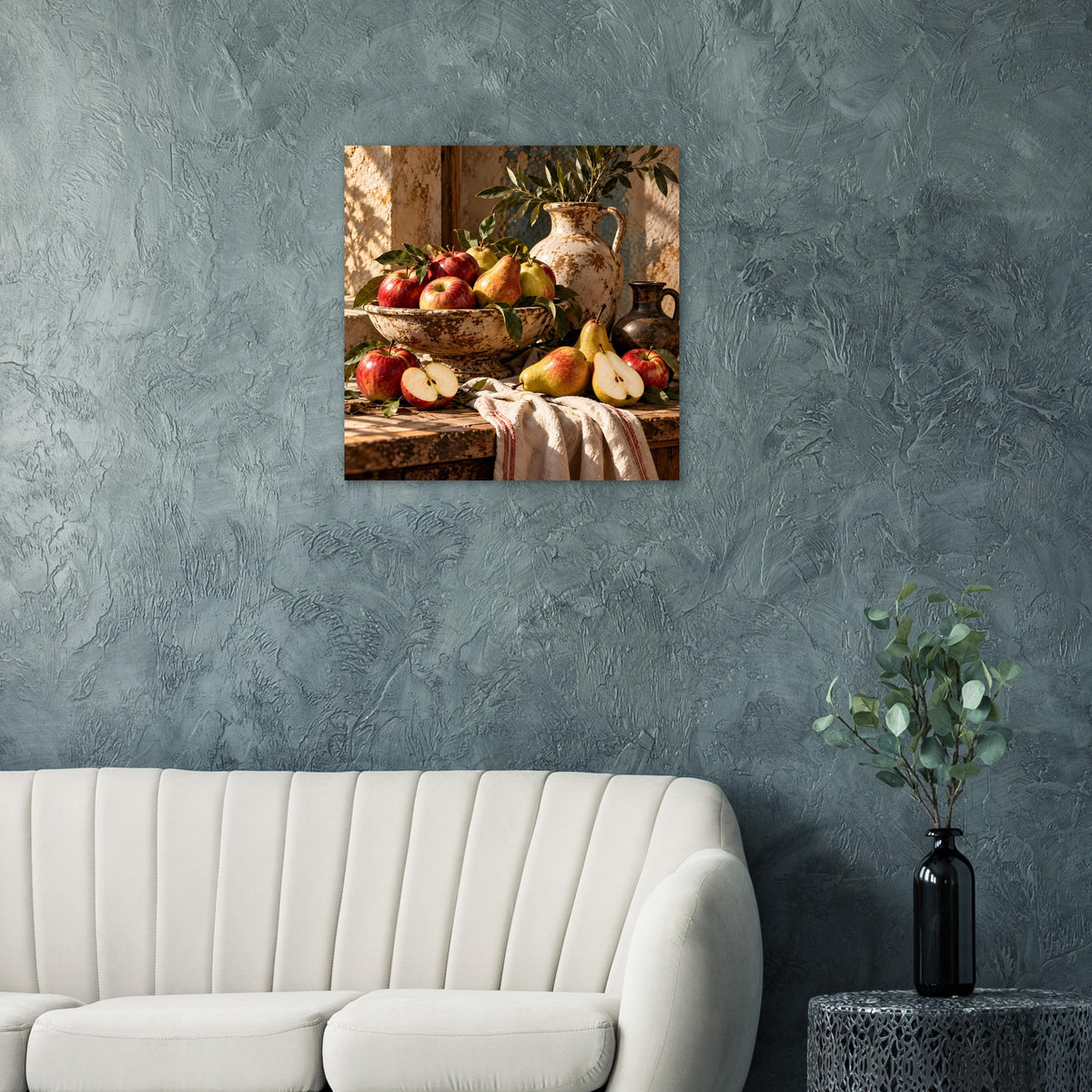 Poster mit Stillleben: Obstschale und Keramikkanne, warmes Herbstmotiv