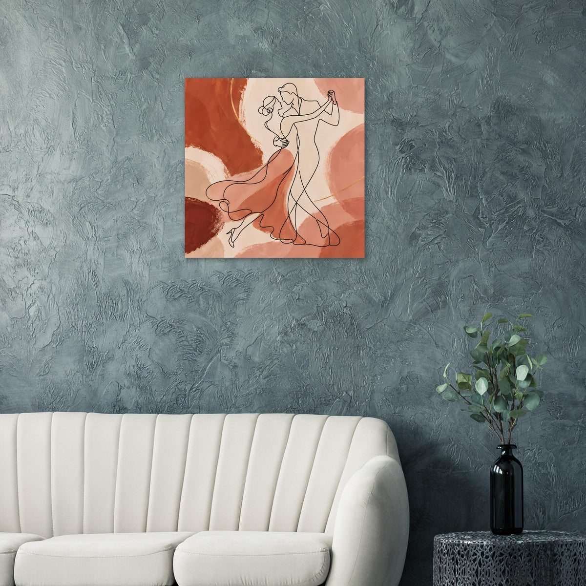 Quadratisches Kunstposter mit tanzendem Paar in warmen Erdtönen auf heller Wandmontage