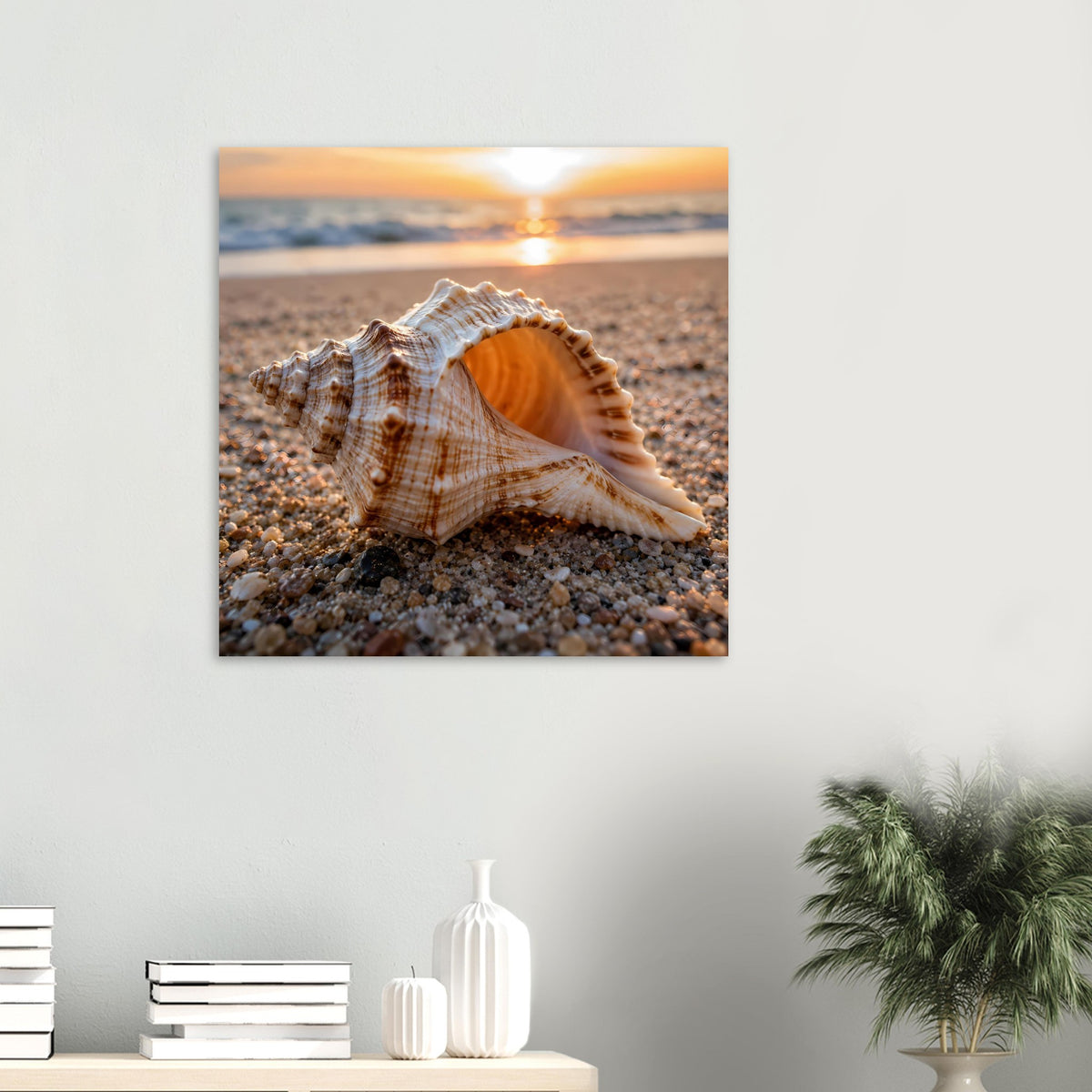 Strandposter mit Muschel auf Kies am Sonnenuntergang, kleines quadratisches Motiv