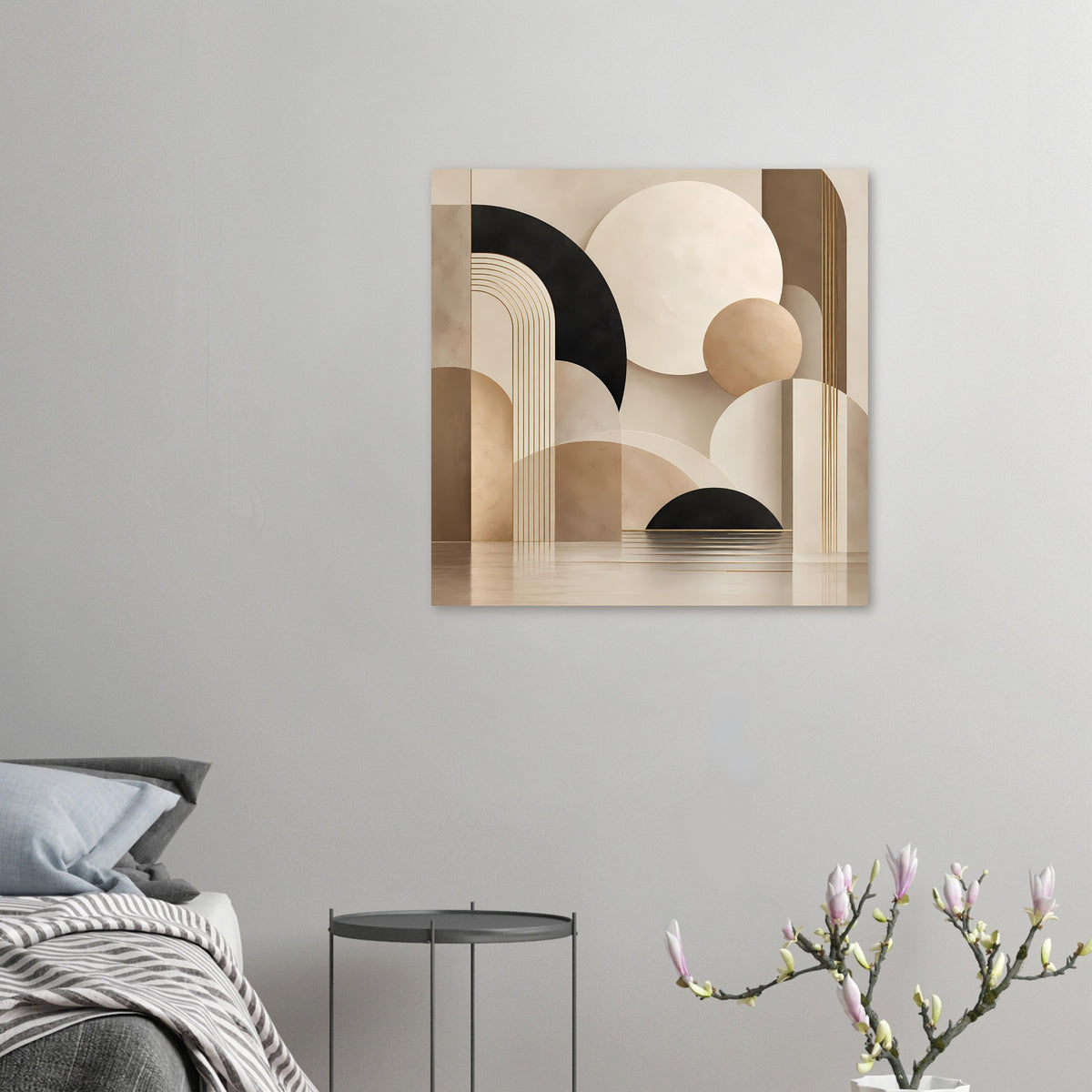 Abstraktes Poster an der Wand: geometrische Kreise, Erdtöne und goldene Linien, kompakte Ansicht