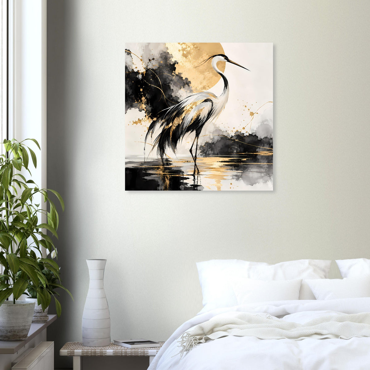 Quadratisches Vogelposter mit Kranichmotiv in Schwarz-Gold, goldene Farbsprenkel