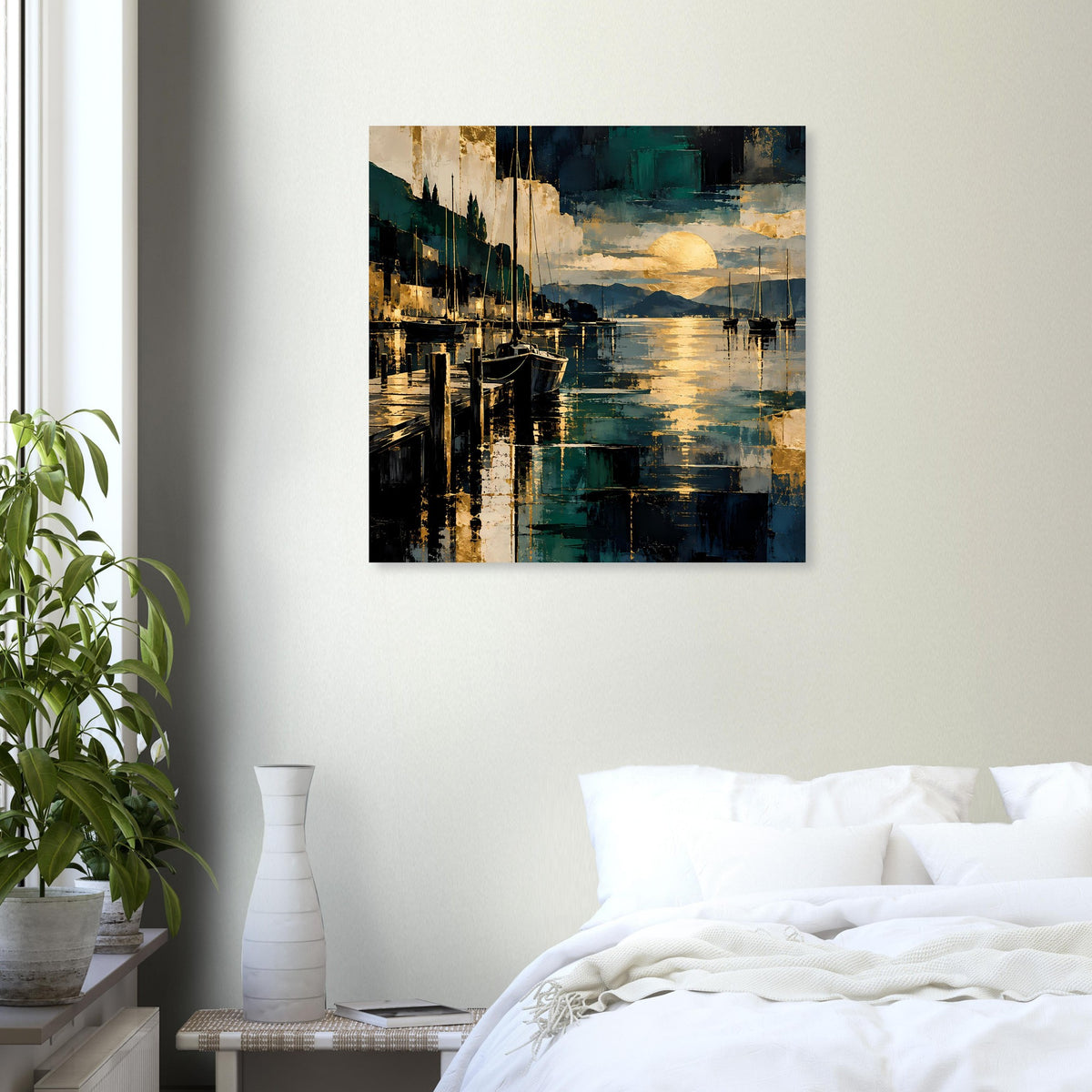 Gerahmtes maritimes Poster mit Hafen und ruhigem Wasser in Blau und Gold
