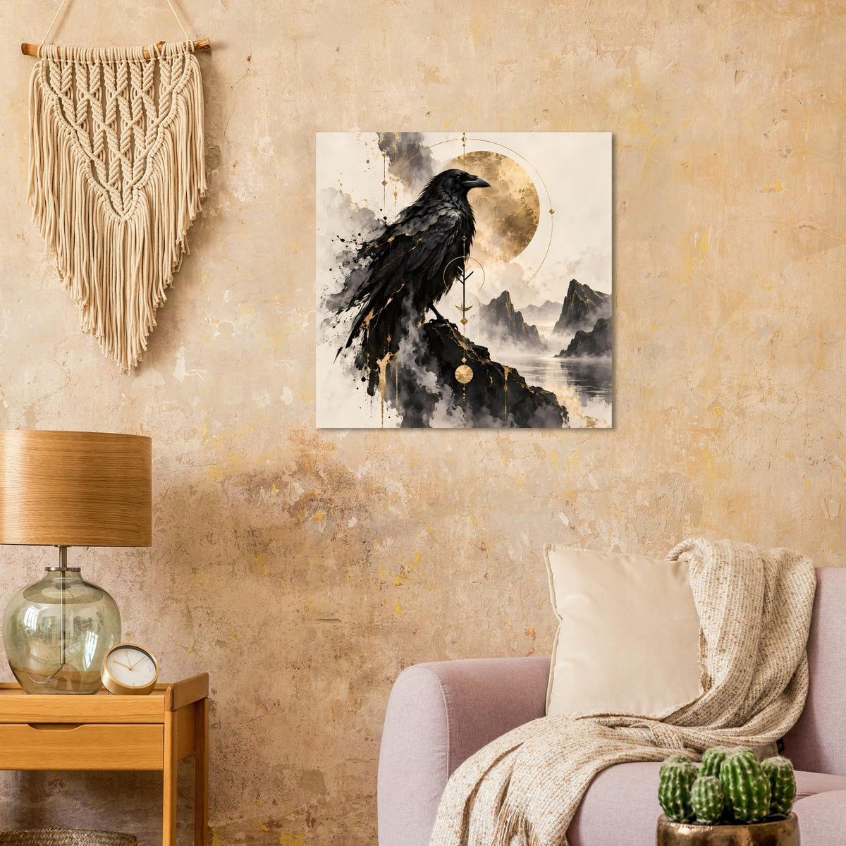 Wandposter mit schwarzem Raben, goldener Schmuckkugel und Landschaft im Mondkreis