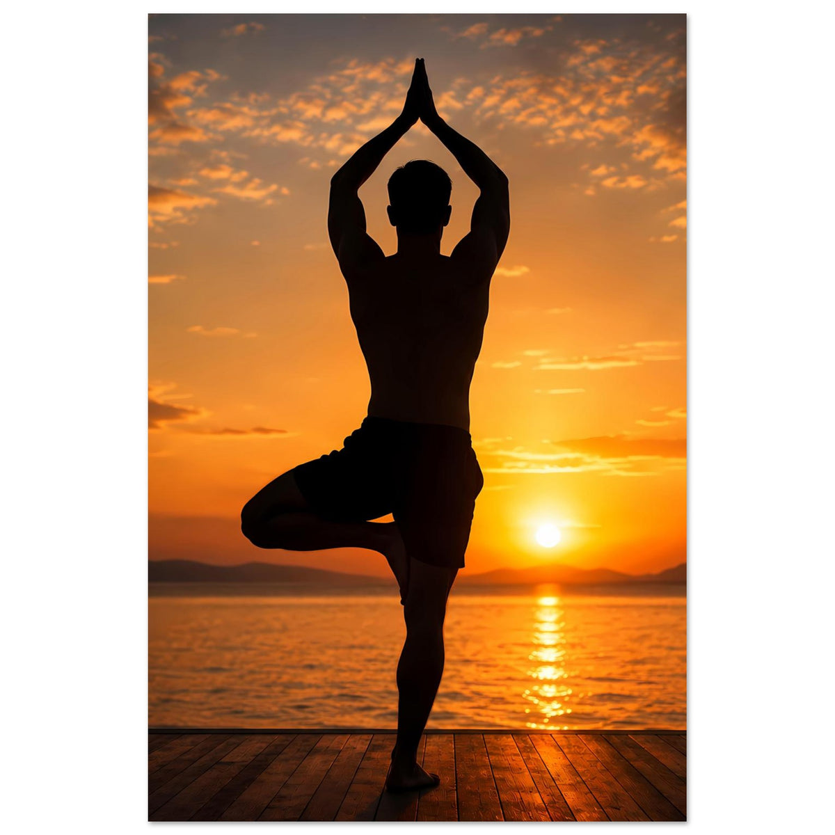 Vertikales Poster: Yoga-Silhouette im Stand, Hände oben, Sonnenuntergang über ruhigem Wasser
