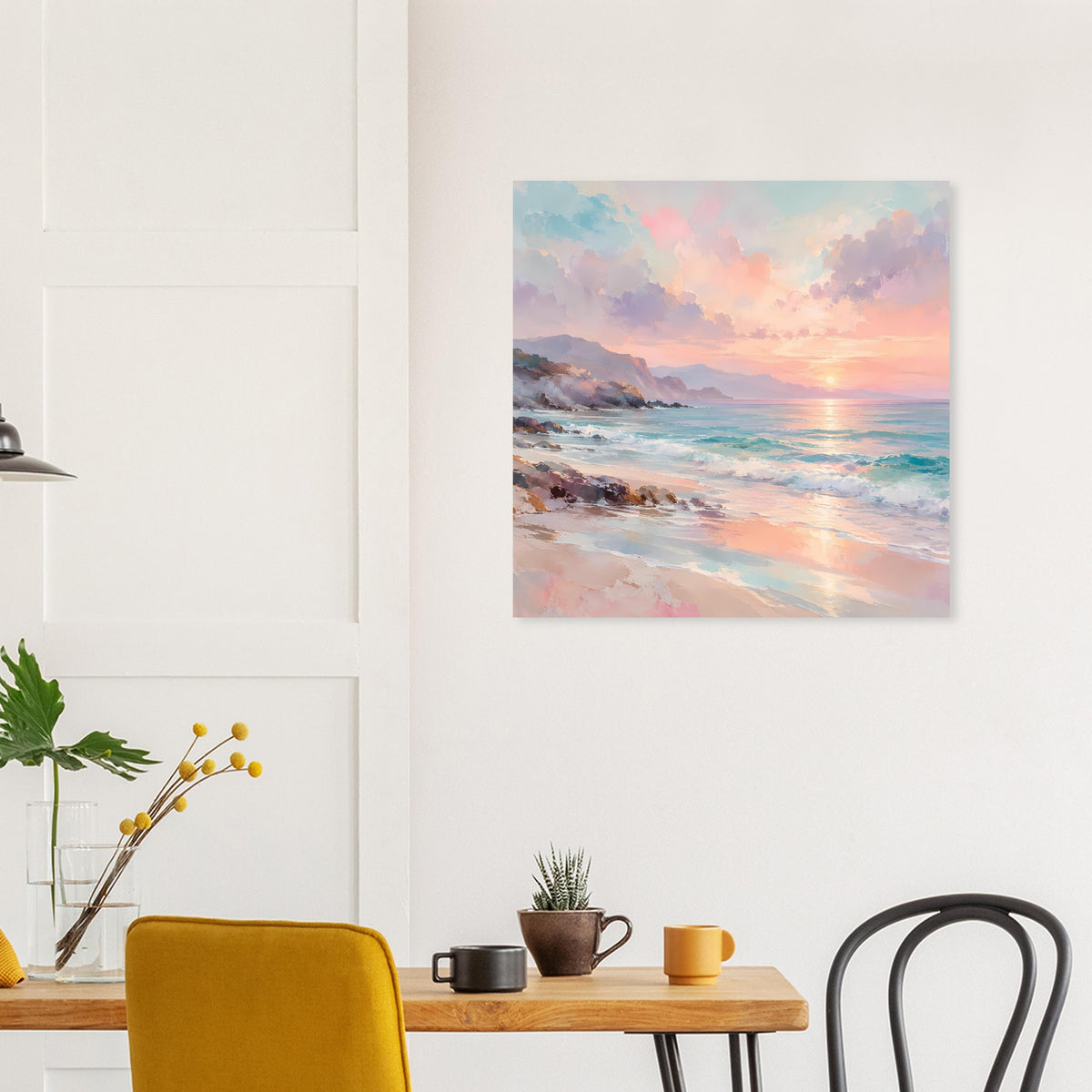 Quadratisches Poster mit Küste im Sonnenuntergang, rosa-blauer Himmel und Schaumkronen.