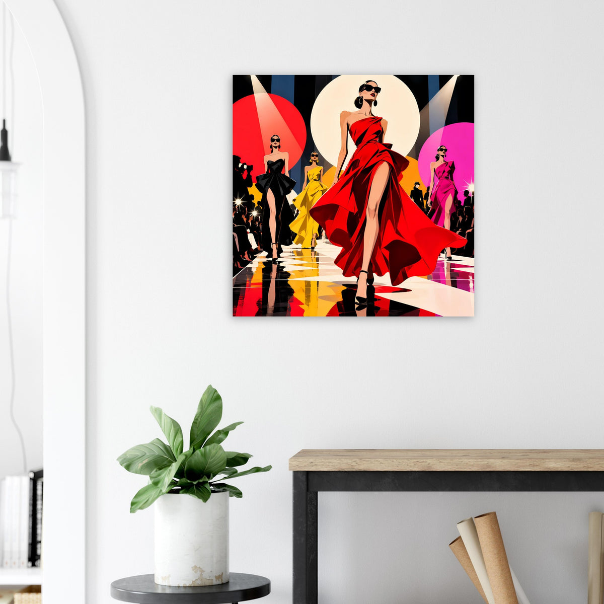 Gerahmtes Pop-Art-Poster: Frau im roten Kleid, Pop-Art-Optik mit Neonfarben und Schatten.