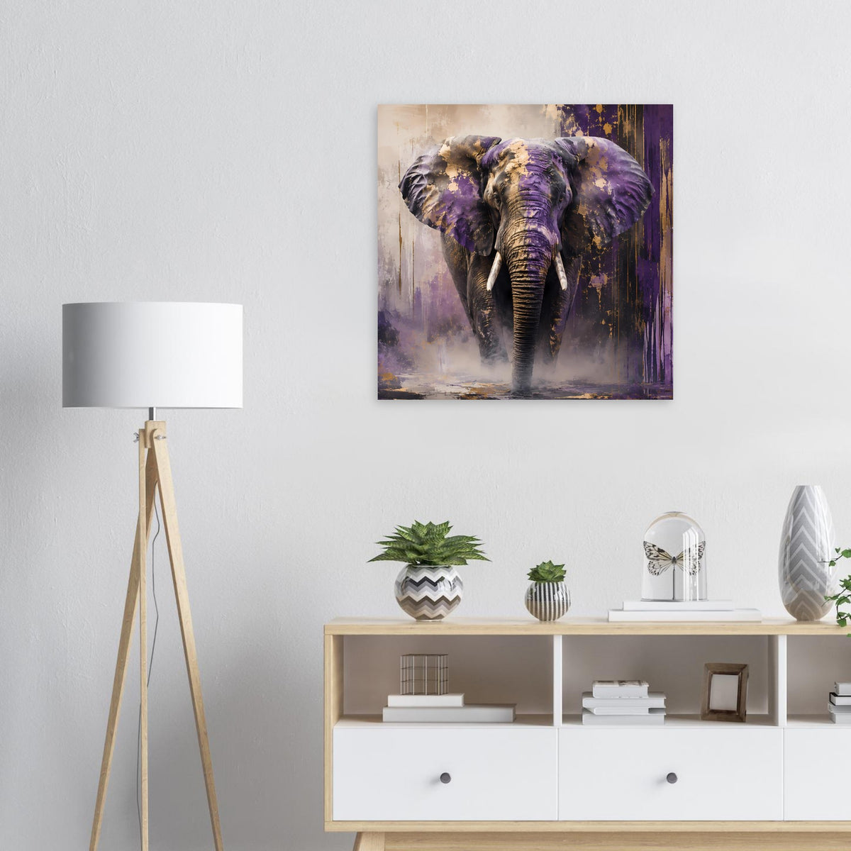 Wandposter mit Elefant in Violett und goldfarbenen Spritzern, quadratisches Motiv