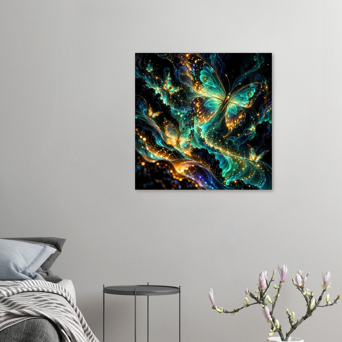 Kleines Poster im Querformat mit leuchtendem Schmetterling in Türkis und Gold