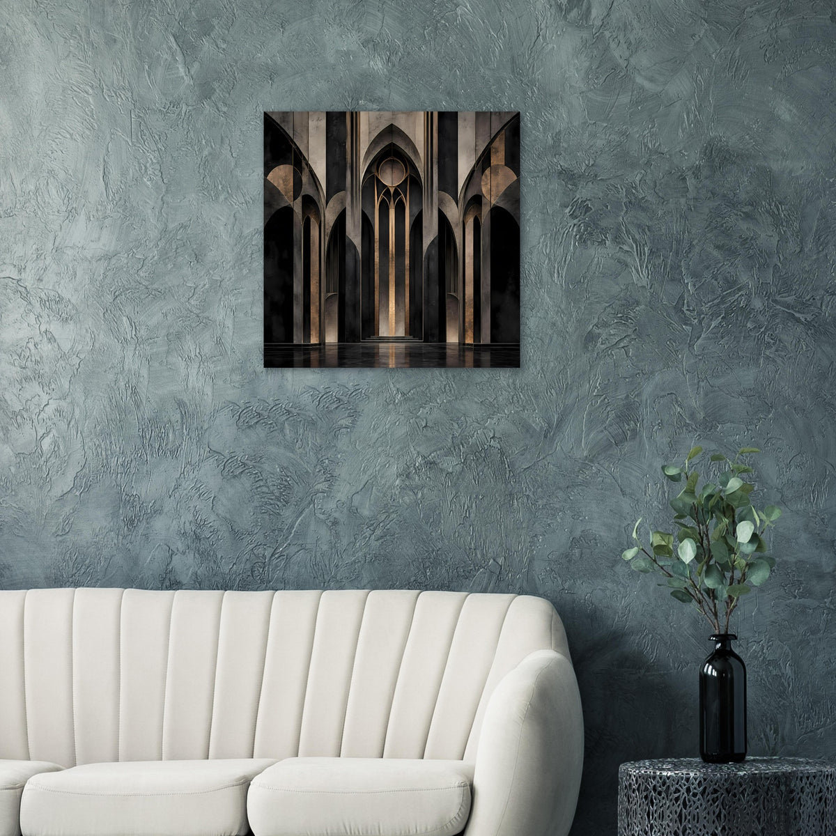 Gotisches Architekturposter mit Spitzbogenarkaden, zentralem Fenster und dunklem Bodenverlauf