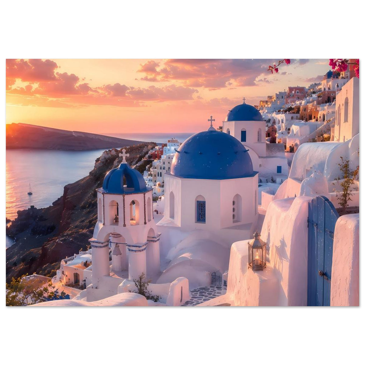 Poster mit weißer Kirche und blauer Kuppel, orangefarbenem Himmel über Santorini