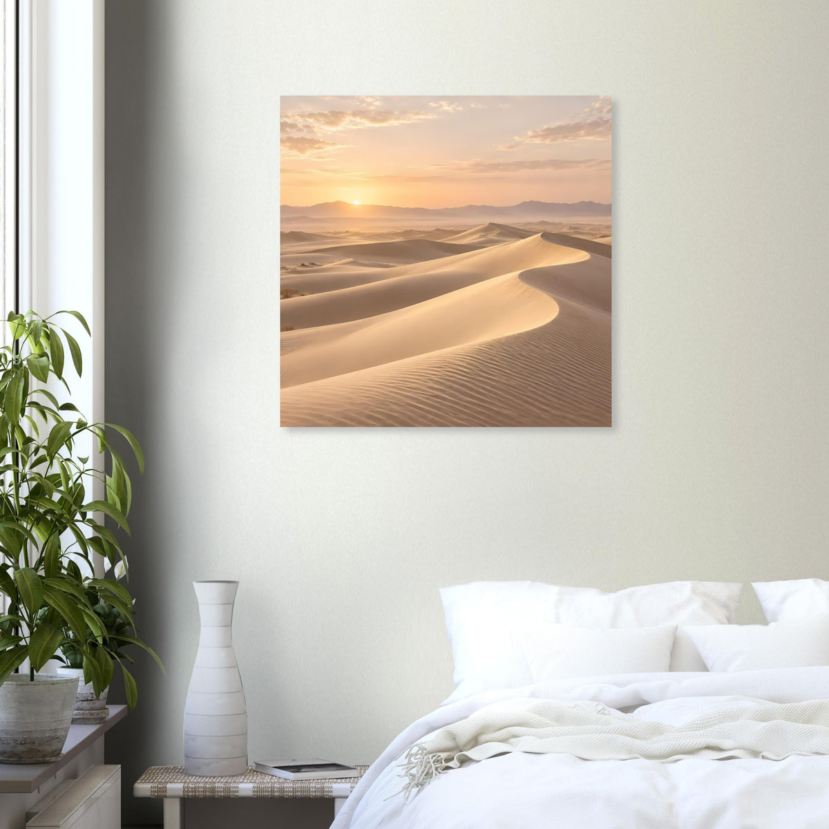Wüstenposter mit Sanddünen im Morgenlicht und Sonne tief am Horizont