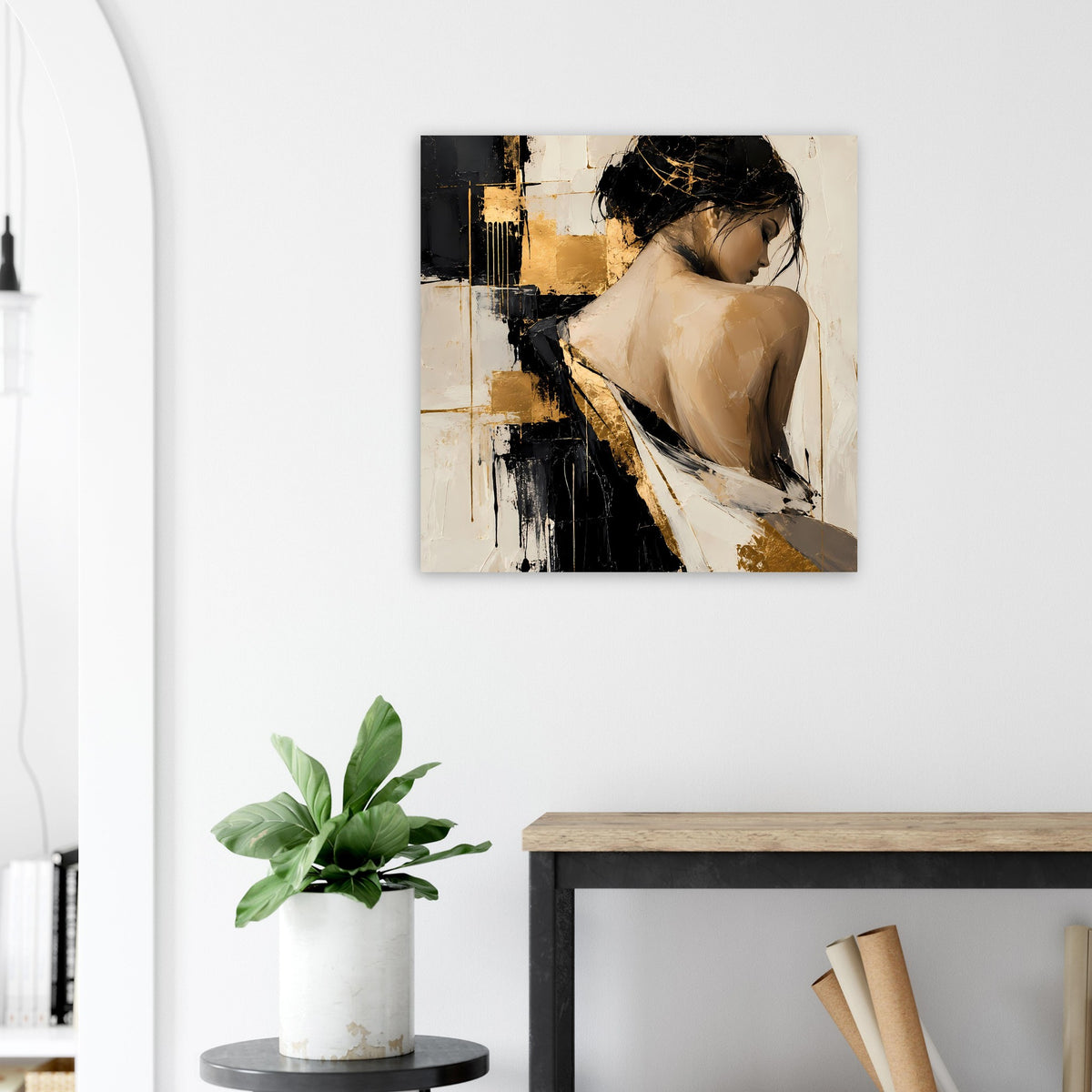 Abstraktes Damenportrait-Poster mit seitlicher Rückenansicht, schwarz, gold und beige