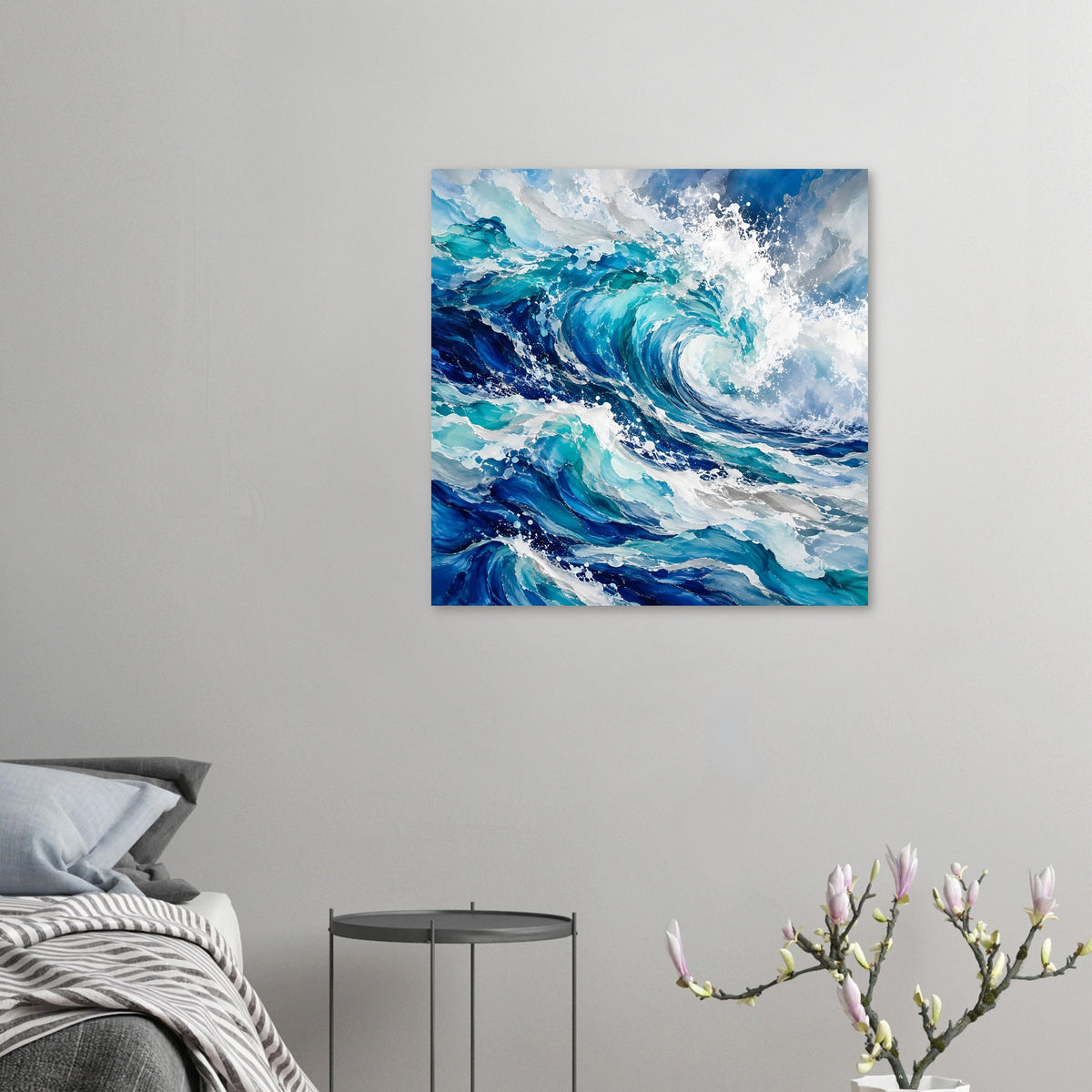 Quadratisches Kunstposter mit abstrakten Ozeanwellen in Blau und Türkis, viel Weiß-Schaum